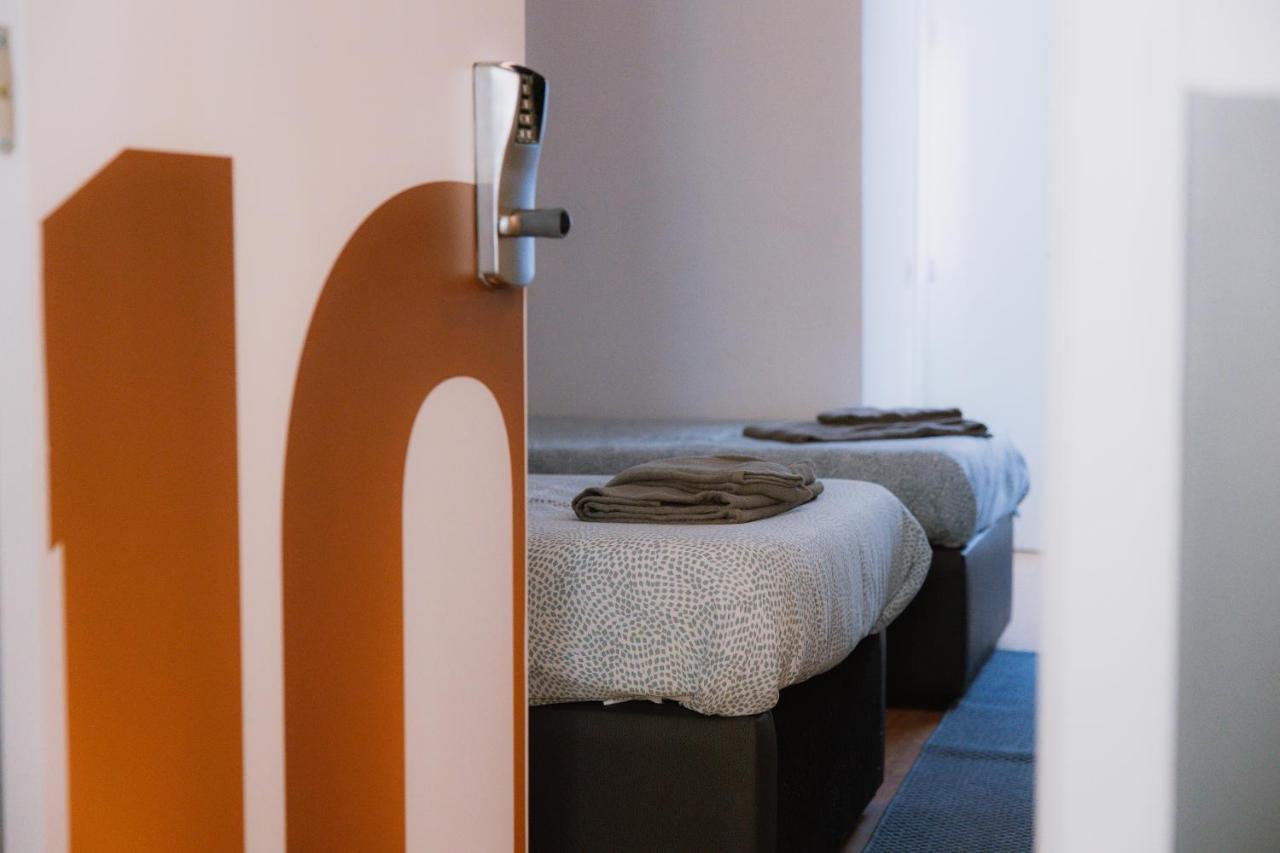 Großes Zweibettzimmer